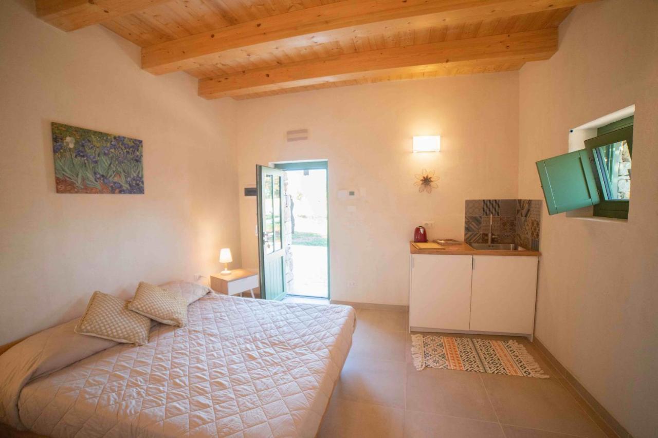 Il Fiore Della Vita Trulli Country House Конверсано Экстерьер фото